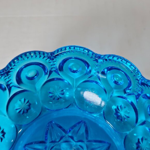 Vintage L.E. Smith Moon And Stars Colonial Blue Glass Small Bowl - Picture 3 of 11